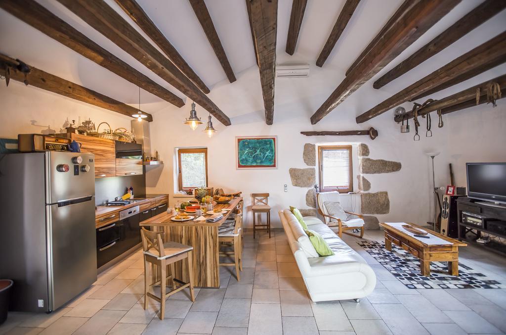 Apartments Villa Kras Krk مالينسكا المظهر الخارجي الصورة
