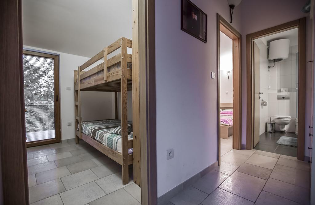 Apartments Villa Kras Krk مالينسكا المظهر الخارجي الصورة