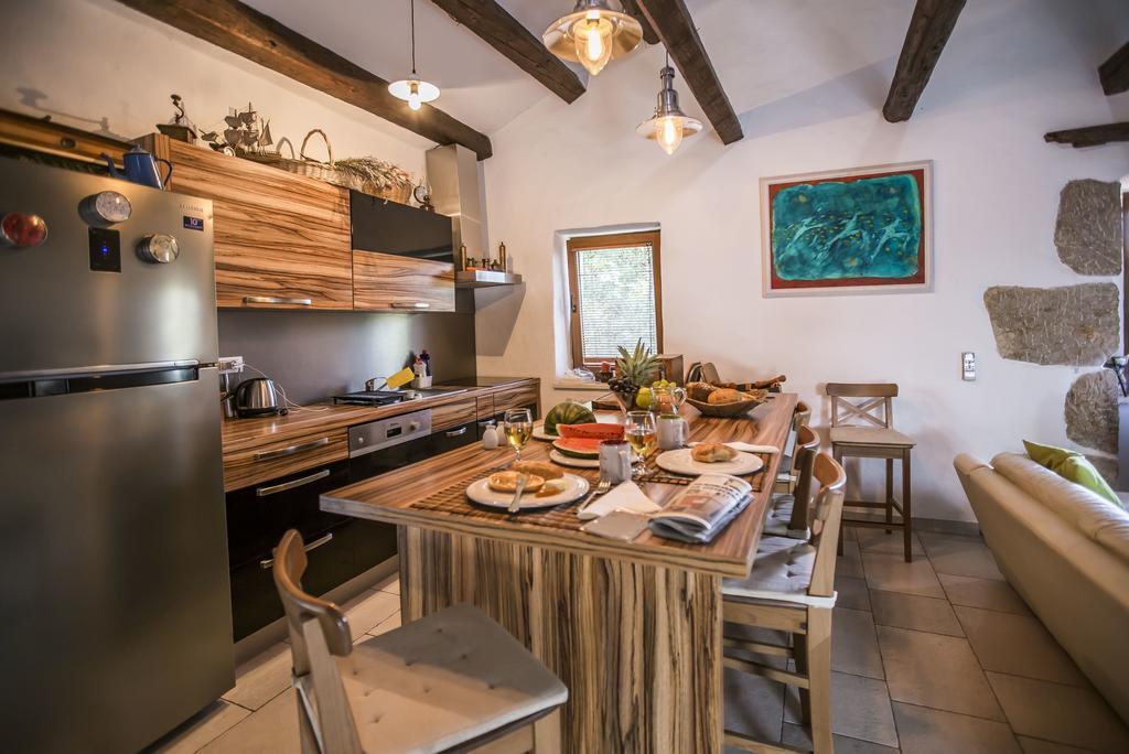 Apartments Villa Kras Krk مالينسكا المظهر الخارجي الصورة